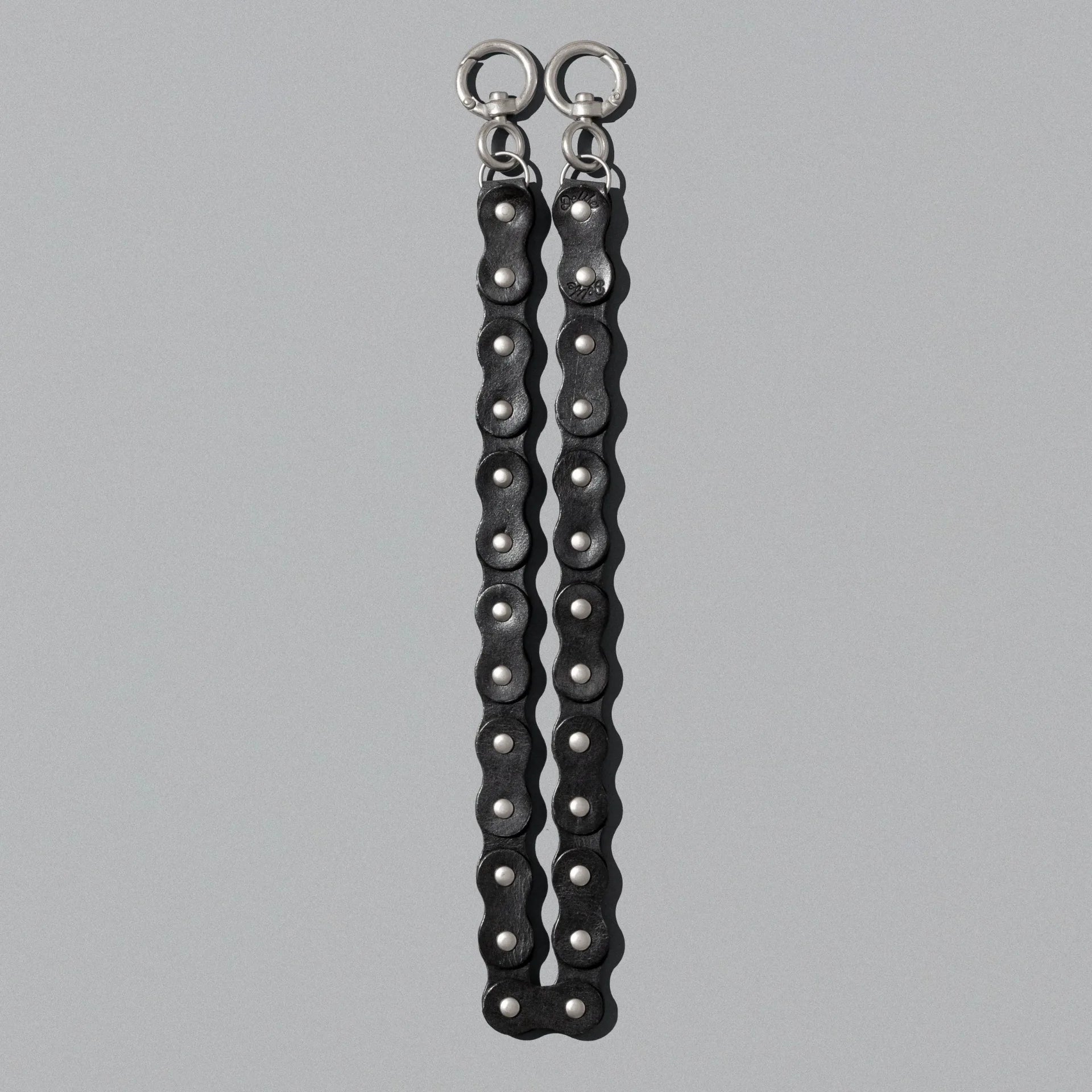 Life is Chain black